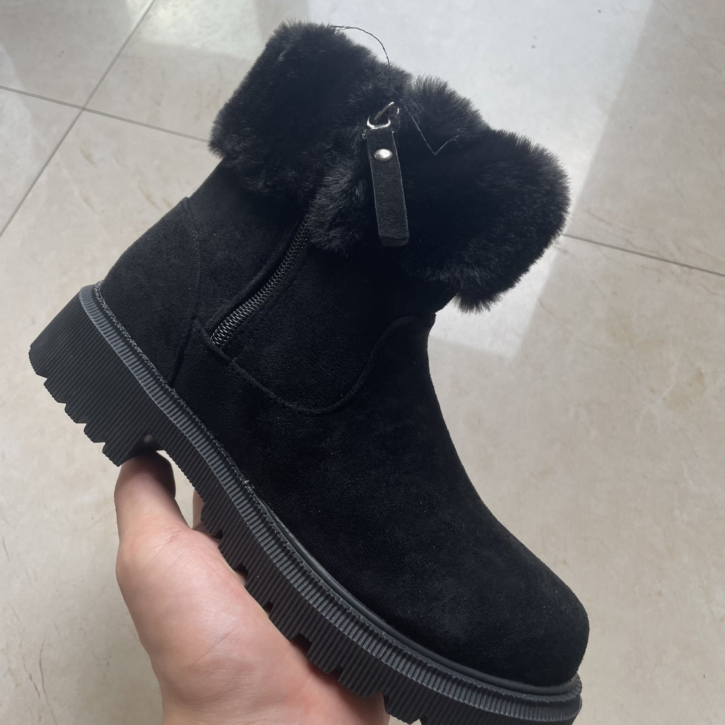 Bottes en peluche d'hiver à fermeture latérale pour femmes chaussures à talons bas épaisses